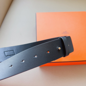 Essenceofluxury Womens Belts Hermes Kelly Leather Belt in Black A175PP240 AA205052