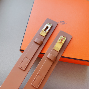 Essenceofluxury Womens Belts Hermes Kelly Leather Belt in Brown A175PP240 AA205053