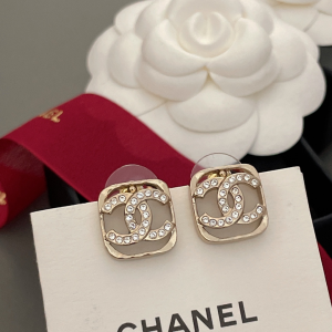 Essenceofluxury Womens Jewelry Chanel Crystals CC Logo Earrings A152PP180 AA205032