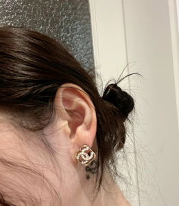 Essenceofluxury Womens Jewelry Chanel Crystals CC Logo Earrings A152PP180 AA205032