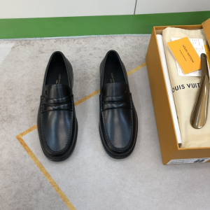 Louis Vuitton Louis Loafers Black 38To45