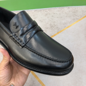 Louis Vuitton Louis Loafers Black 38To45