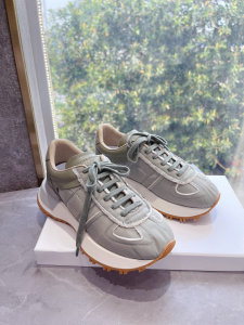 Maison Margiela Wmns Retro Runner Evolution Gray Sneaker 35TO40TO45 Maison Margiela Wmns Retro Runner Evolution Gray Sneaker 35TO40TO45