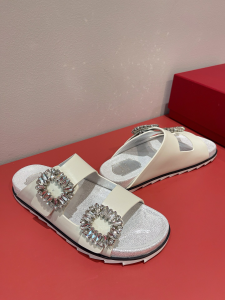 Roger Vivier Slidy Viv Strass Buckle White Leather Mules Sandal 35TO40 Roger Vivier Slidy Viv Strass Buckle White Leather Mules Sandal 35TO40