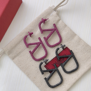 Valentino Crystals Vlogo Earrings