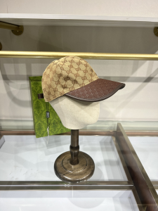 Gucci Beige GG Canvas Baseball Cap Hat
