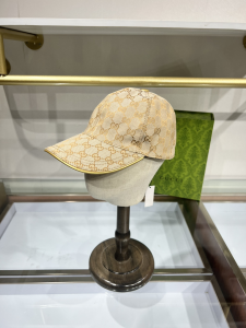 Gucci Beige GG Canvas Baseball Cap Hat