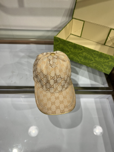Gucci Beige GG Canvas Baseball Cap Hat