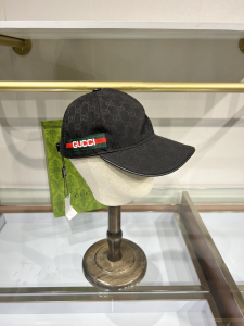 Gucci Black GG Canvas Baseball Cap Hat