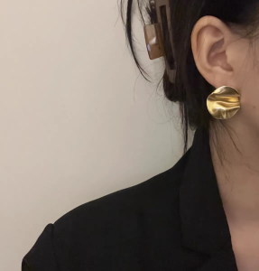 Celine Medaille Celine Gold Earrings