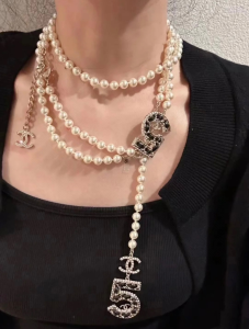 Chanel Long Pearls Belt