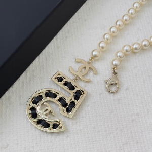 Chanel Long Pearls Belt