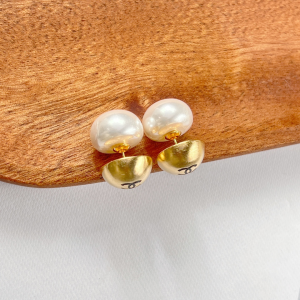 Chanel CC Gold Earrings