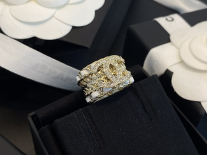 Chanel Crystals CC Rings White