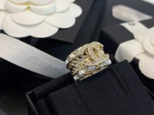 Chanel Crystals CC Rings White