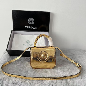 Versace LA Medusa Mini Chain Top Handle Shoulder Bag Gold Versace LA Medusa Mini Chain Top Handle Shoulder Bag Gold