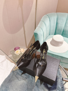 Tom Ford Black Leather Pumps