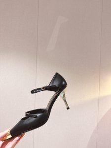 Tom Ford Black Leather Pumps