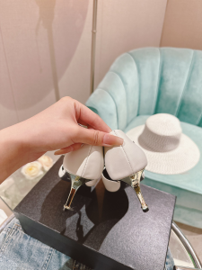 Tom Ford White Leather Pumps