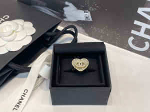 Chanel CC Crystals Heart Rings