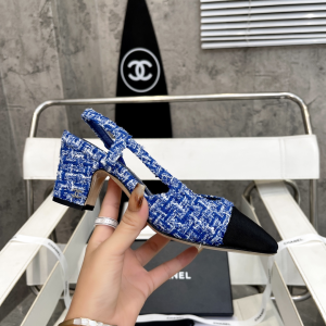 Chanel Blue Tweed Slingback Pumps