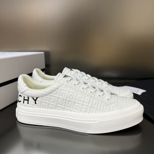 Givenchy G4 White Leather Sneakers