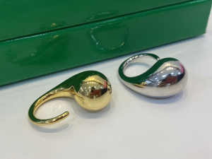 Bottega Veneta Drop Rings Gold