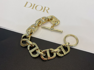 Dior 30 Montaigne Pink Gold Bracelet