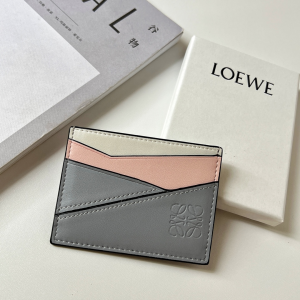 Loewe Puzzle Plain Cardholder White Pink Gray Calfskin Loewe Puzzle Plain Cardholder White Pink Gray Calfskin