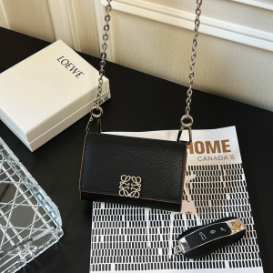 Loewe Anagram Wallet on Chain Coin Purse Wallet Black Leather Loewe Anagram Wallet on Chain Coin Purse Wallet Black Leather