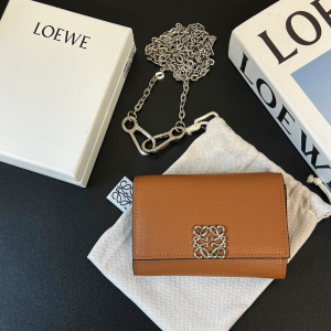 Loewe Anagram Wallet on Chain Coin Purse Wallet Brown Leather Loewe Anagram Wallet on Chain Coin Purse Wallet Brown Leather