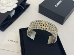 Chanel CC Diamond Bracelet