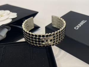 Chanel CC Diamond Bracelet Black