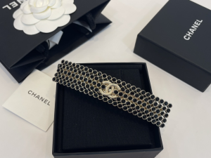 Chanel CC Diamond Hair Clip Black