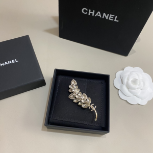 Chanel Crystal Wheat Brooch