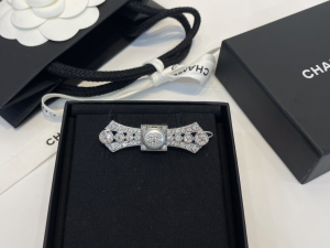 Chanel Crystal CC Diamond Hair Pin Clip