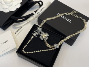 Chanel Diamond Flower Chain Necklace