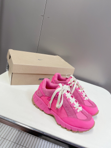 Jacquemus x Nike Air Humara Pink Flash Sneaker Jacquemus x Nike Air Humara Pink Flash Sneaker