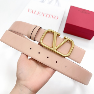 Valentino Vlogo Buckle Leather Belt Beige 40MM Valentino Vlogo Buckle Leather Belt Beige 40MM