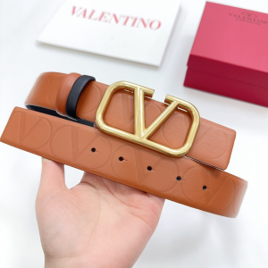 Valentino Vlogo Buckle Leather Belt Brown 40MM Valentino Vlogo Buckle Leather Belt Brown 40MM
