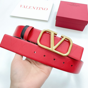 Valentino Vlogo Buckle Leather Belt Red 40MM Valentino Vlogo Buckle Leather Belt Red 40MM