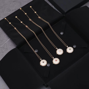 Buccellati Macri Classica Crystal Flower Pendant Necklace Buccellati Macri Classica Crystal Flower Pendant Necklace