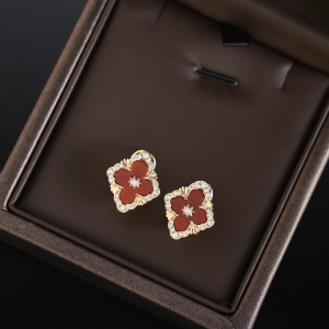 Buccellati Opera Tulle Crystal Earrings Red Buccellati Opera Tulle Crystal Earrings Red