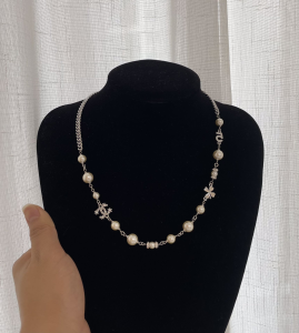 Chanel CC Pearls Necklaces