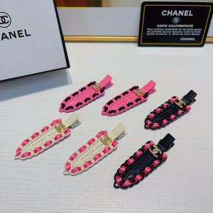 Chanel CC Logo Chain Hair Clip