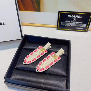 Chanel CC Logo Chain Hair Clip