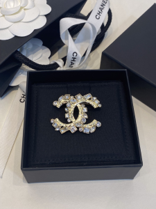 Chanel Crystal CC Diamonds Brooch