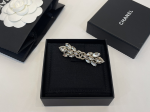 Chanel Crystals CC Wheat Brooch