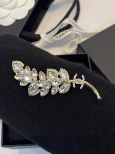 Chanel Crystals CC Wheat Brooch