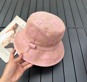 Gucci Jumbo GG Canvas Bucket Hat Pink